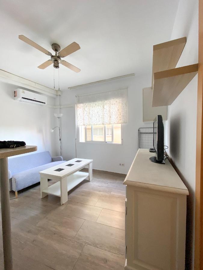 Apartamento Coqueto Малага Екстериор снимка